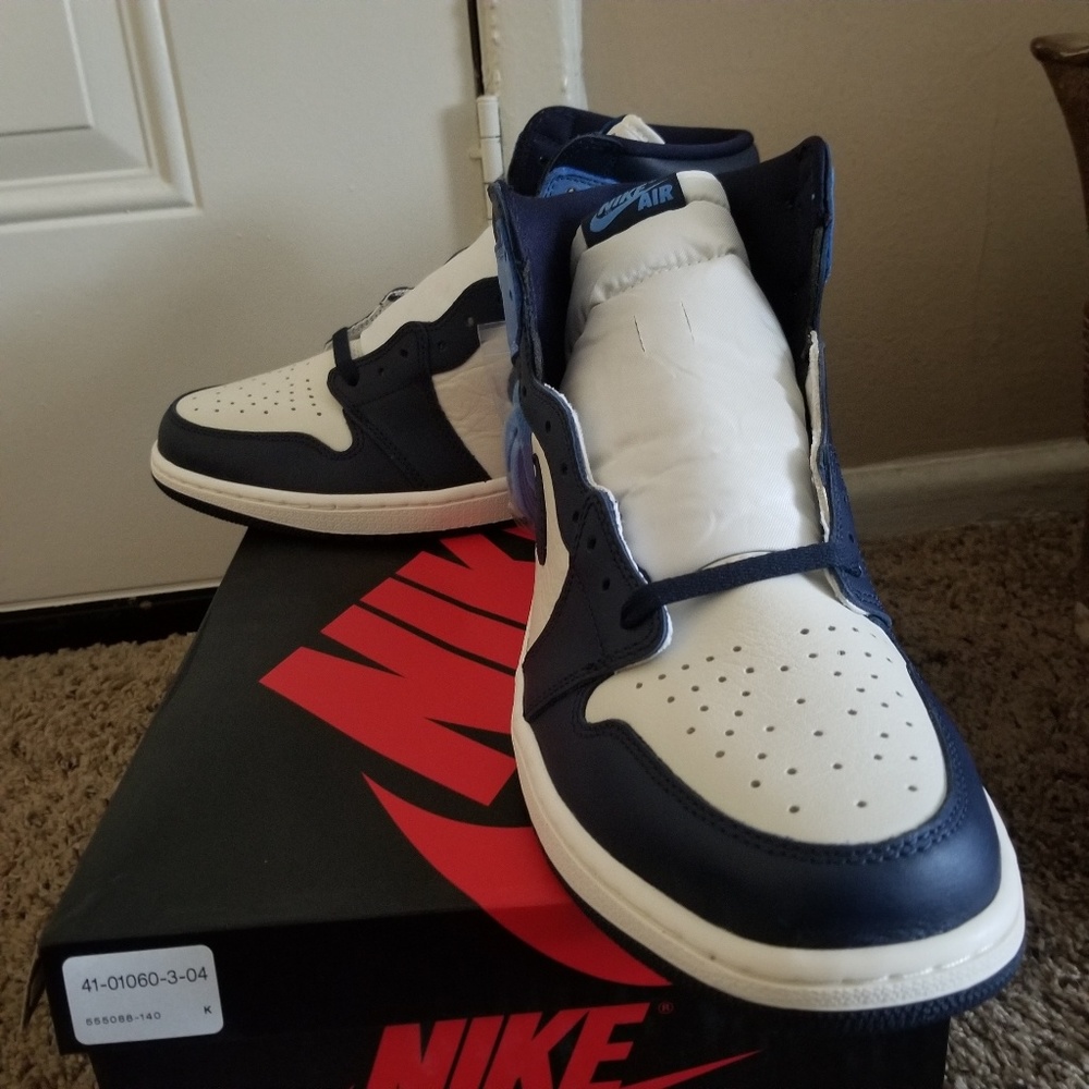 Jordan 1s sz 12